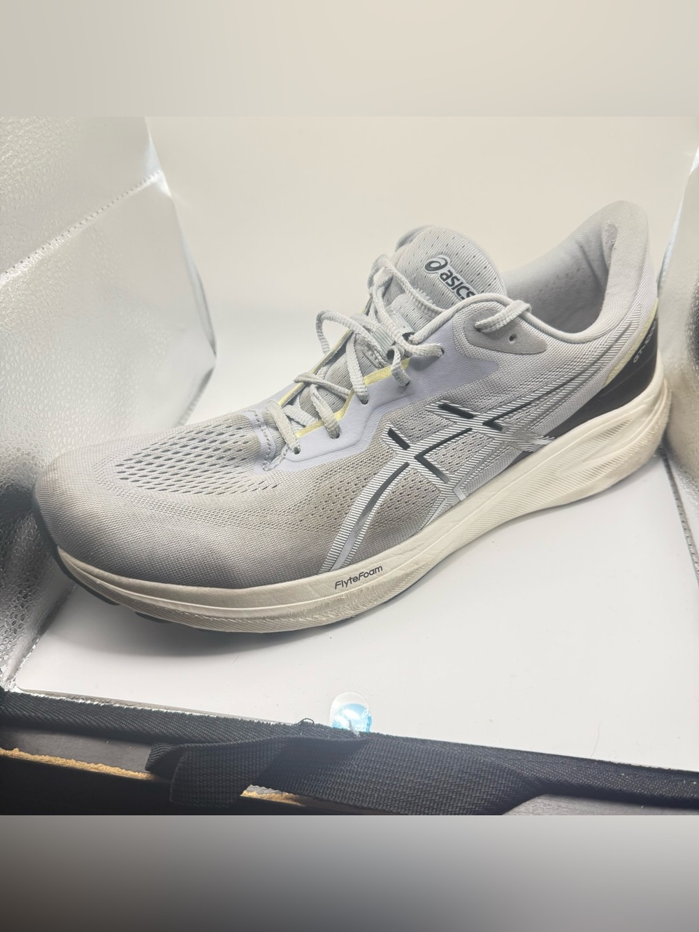 ASICS Light Gray and Pale Yellow Mesh Running Shoes - Picture 3 of 8
